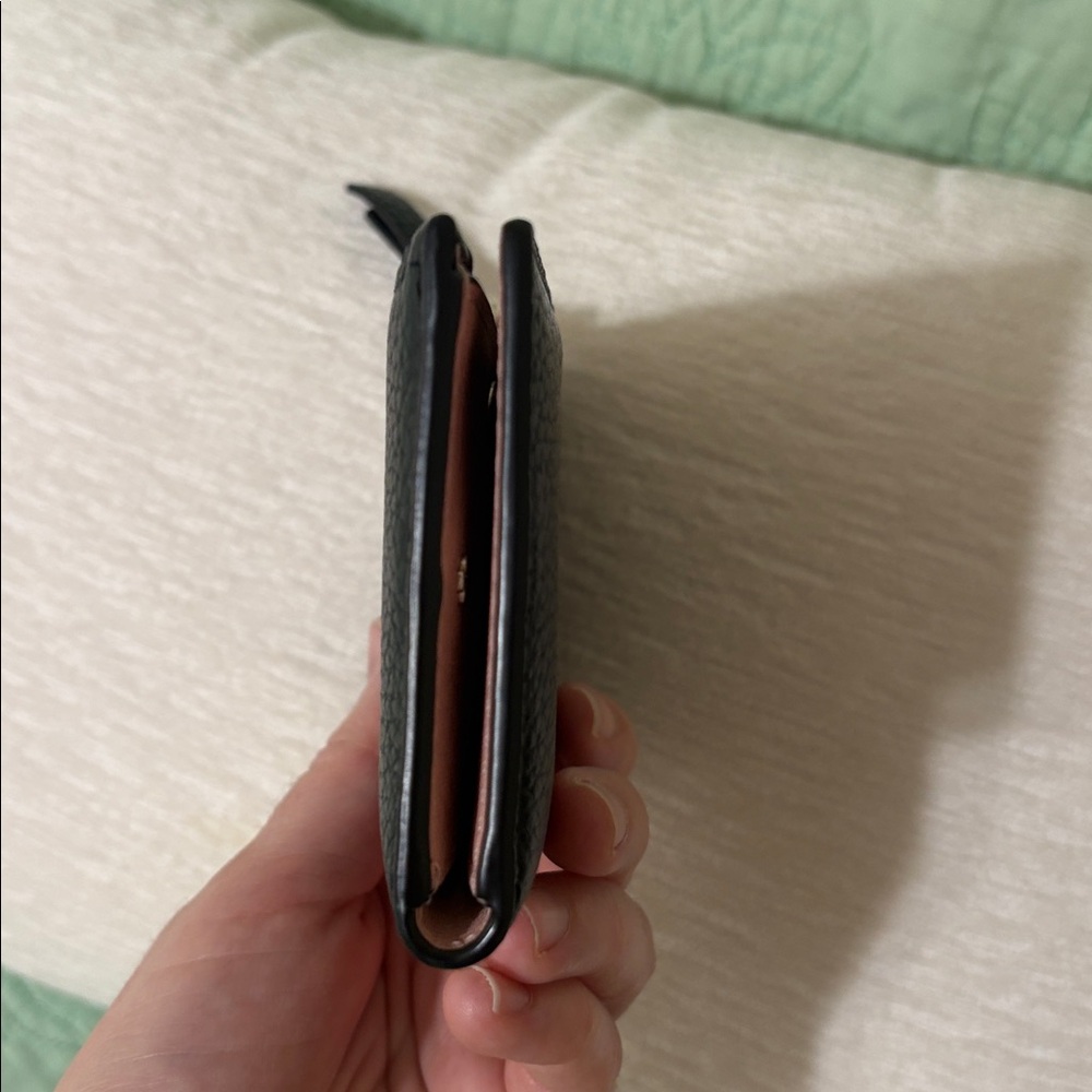 Kate Spade Wallet - Picture 4 of 7